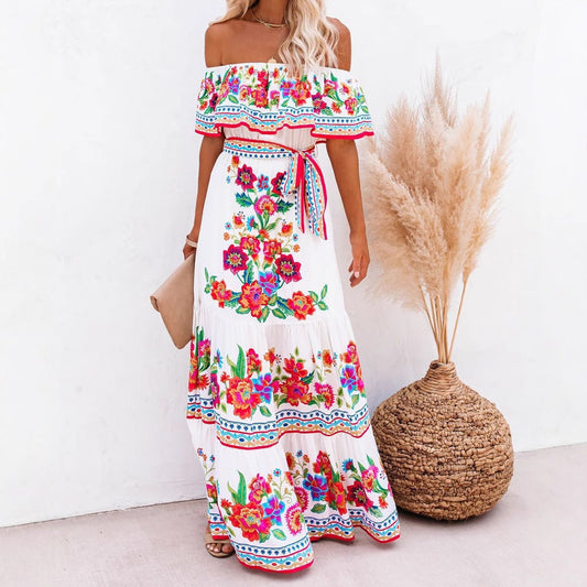 Femme Robe maxi florale – style dénudé et silhouette estivale
